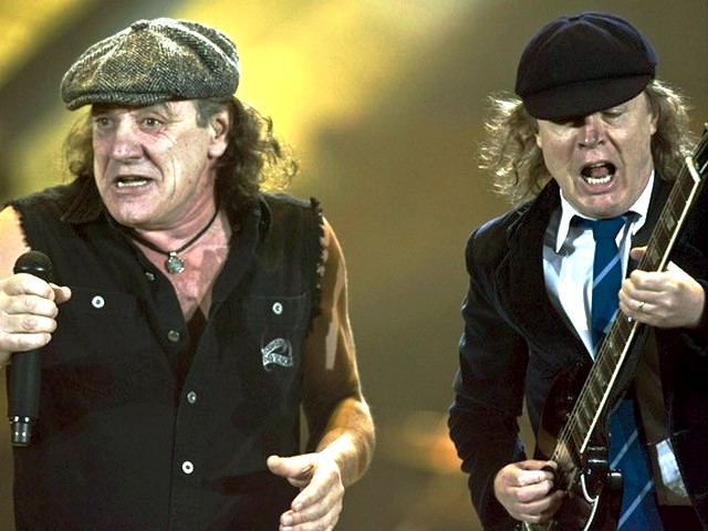 AC-DC in Zurich - Brian Johnson and Angus Young during the 'Black Ice' European Tour of AC-DC at 'Hallen Stadion' in Zurich, Switzerland (April 6th, 2009). - , AC-DC, Zurich, music, musics, performance, performances, show, shows, Brian, Johnson, Angus, Young, Black, Ice, European, tour, tours, AC-DC, Hallen, Stadion, Zurich, Switzerland - Brian Johnson and Angus Young during the 'Black Ice' European Tour of AC-DC at 'Hallen Stadion' in Zurich, Switzerland (April 6th, 2009). Подреждайте безплатни онлайн AC-DC in Zurich пъзел игри или изпратете AC-DC in Zurich пъзел игра поздравителна картичка  от puzzles-games.eu.. AC-DC in Zurich пъзел, пъзели, пъзели игри, puzzles-games.eu, пъзел игри, online пъзел игри, free пъзел игри, free online пъзел игри, AC-DC in Zurich free пъзел игра, AC-DC in Zurich online пъзел игра, jigsaw puzzles, AC-DC in Zurich jigsaw puzzle, jigsaw puzzle games, jigsaw puzzles games, AC-DC in Zurich пъзел игра картичка, пъзели игри картички, AC-DC in Zurich пъзел игра поздравителна картичка