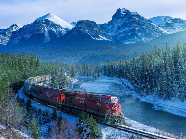 Canadian Pacific Railway Wallpaper - Wallpaper with a train of the Canadian pacific railway, passing through the snow-capped Rocky Mountains, Canada.<br />
The trip through Western Canada from Calgary to Vancouver, crossing the Canadian Rockies via train, remains one of the best way to take in the ever-changing beautiful views with mountains, rivers, valleys, lakes, meadows, and animals.<br />
The beauty in nature environment of this stretch of Canada is undoubtedly one of the most stunning landscapes and natural wonders. - , Canadian, Pacific, Railway, wallpaper, wallpapers, nature, natures, train, trains, snow, Rocky, Mountains, Canada, trip, through, Western, Canada, Calgary, Vancouver, Rockies, way, ways, beautiful, views, view, rivers, river, valleys, valley, lakes, lake, meadows, meadow, animals, animal, beauty, environment, stretch, stunning, landscapes, landscape, natural, wonders, wonder - Wallpaper with a train of the Canadian pacific railway, passing through the snow-capped Rocky Mountains, Canada.<br />
The trip through Western Canada from Calgary to Vancouver, crossing the Canadian Rockies via train, remains one of the best way to take in the ever-changing beautiful views with mountains, rivers, valleys, lakes, meadows, and animals.<br />
The beauty in nature environment of this stretch of Canada is undoubtedly one of the most stunning landscapes and natural wonders. Решайте бесплатные онлайн Canadian Pacific Railway Wallpaper пазлы игры или отправьте Canadian Pacific Railway Wallpaper пазл игру приветственную открытку  из puzzles-games.eu.. Canadian Pacific Railway Wallpaper пазл, пазлы, пазлы игры, puzzles-games.eu, пазл игры, онлайн пазл игры, игры пазлы бесплатно, бесплатно онлайн пазл игры, Canadian Pacific Railway Wallpaper бесплатно пазл игра, Canadian Pacific Railway Wallpaper онлайн пазл игра , jigsaw puzzles, Canadian Pacific Railway Wallpaper jigsaw puzzle, jigsaw puzzle games, jigsaw puzzles games, Canadian Pacific Railway Wallpaper пазл игра открытка, пазлы игры открытки, Canadian Pacific Railway Wallpaper пазл игра приветственная открытка
