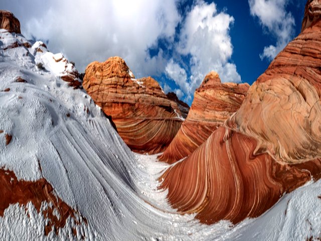 The Wave in Snow Puzzle Spiel 