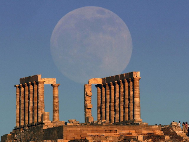 Super Moon over Temple of Poseidon Cape Sounion Greece - The super moon rises over the temple of Poseidon, ancient Greek god of the seas, located at Cape Sounion, some 60 km (37 miles) east of Athens, Greece (June 22, 2013). It was built circa 440 BC and was used by the sailors as a venue to propitiate the wrath of Poseidon by gifts or sacrificed animals. - , super, moon, temple, temples, Poseidon, Cape, Sounion, Greece, places, place, nature, natures, travel, travels, tour, tours, ancient, Greek, god, gods, seas, sea, east, Athens, June, 2013, sailors, sailor, venue, venues, wrath, gifts, gift, animals, animal - The super moon rises over the temple of Poseidon, ancient Greek god of the seas, located at Cape Sounion, some 60 km (37 miles) east of Athens, Greece (June 22, 2013). It was built circa 440 BC and was used by the sailors as a venue to propitiate the wrath of Poseidon by gifts or sacrificed animals. Решайте бесплатные онлайн Super Moon over Temple of Poseidon Cape Sounion Greece пазлы игры или отправьте Super Moon over Temple of Poseidon Cape Sounion Greece пазл игру приветственную открытку  из puzzles-games.eu.. Super Moon over Temple of Poseidon Cape Sounion Greece пазл, пазлы, пазлы игры, puzzles-games.eu, пазл игры, онлайн пазл игры, игры пазлы бесплатно, бесплатно онлайн пазл игры, Super Moon over Temple of Poseidon Cape Sounion Greece бесплатно пазл игра, Super Moon over Temple of Poseidon Cape Sounion Greece онлайн пазл игра , jigsaw puzzles, Super Moon over Temple of Poseidon Cape Sounion Greece jigsaw puzzle, jigsaw puzzle games, jigsaw puzzles games, Super Moon over Temple of Poseidon Cape Sounion Greece пазл игра открытка, пазлы игры открытки, Super Moon over Temple of Poseidon Cape Sounion Greece пазл игра приветственная открытка