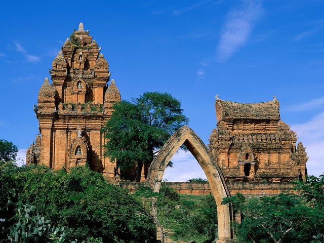 Towers - Po Klong Garai Towers in Ninh Thnan, Vietnam - , Towers, places, place, Vietnam, travel, tour, trip, excursion - Po Klong Garai Towers in Ninh Thnan, Vietnam Lösen Sie kostenlose Towers Online Puzzle Spiele oder senden Sie Towers Puzzle Spiel Gruß ecards  from puzzles-games.eu.. Towers puzzle, Rätsel, puzzles, Puzzle Spiele, puzzles-games.eu, puzzle games, Online Puzzle Spiele, kostenlose Puzzle Spiele, kostenlose Online Puzzle Spiele, Towers kostenlose Puzzle Spiel, Towers Online Puzzle Spiel, jigsaw puzzles, Towers jigsaw puzzle, jigsaw puzzle games, jigsaw puzzles games, Towers Puzzle Spiel ecard, Puzzles Spiele ecards, Towers Puzzle Spiel Gruß ecards