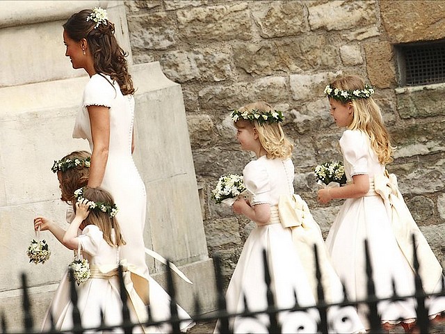 Royal Wedding England Maid of Honour Pippa Middleton with Bridesmaids on the way to Westminster Abbey in London - The maid of Honour, Pippa Middleton with bridesmaids, Grace van Cutsem and Eliza Lopez (both on age 3), which are followed by 7-year-old Lady Louise Windsor and 8-year-old Margarita Armstrong-Jones, on the way to Westminster Abbey in London, England, to attend the ceremony of the royal wedding of Prince William and Catherine Duchess of Cambridge, on April 29, 2011. - , Royal, wedding, weddings, England, Maid, Honour, Pippa, Middleton, bridesmaids, bridesmaid, Westminster, abbey, abbeys, London, celebrities, celebrity, show, shows, ceremony, ceremonies, event, events, entertainment, entertainments, place, places, travel, travels, tour, tours, Grace, Cutsem, Eliza, Lopez, age, ages, Lady, Louise, Windsor, Margarita, Armstrong, Jones, prince, princes, William, Catherine, duchess, duchesses, Cambridge, April, 2011 - The maid of Honour, Pippa Middleton with bridesmaids, Grace van Cutsem and Eliza Lopez (both on age 3), which are followed by 7-year-old Lady Louise Windsor and 8-year-old Margarita Armstrong-Jones, on the way to Westminster Abbey in London, England, to attend the ceremony of the royal wedding of Prince William and Catherine Duchess of Cambridge, on April 29, 2011. Lösen Sie kostenlose Royal Wedding England Maid of Honour Pippa Middleton with Bridesmaids on the way to Westminster Abbey in London Online Puzzle Spiele oder senden Sie Royal Wedding England Maid of Honour Pippa Middleton with Bridesmaids on the way to Westminster Abbey in London Puzzle Spiel Gruß ecards  from puzzles-games.eu.. Royal Wedding England Maid of Honour Pippa Middleton with Bridesmaids on the way to Westminster Abbey in London puzzle, Rätsel, puzzles, Puzzle Spiele, puzzles-games.eu, puzzle games, Online Puzzle Spiele, kostenlose Puzzle Spiele, kostenlose Online Puzzle Spiele, Royal Wedding England Maid of Honour Pippa Middleton with Bridesmaids on the way to Westminster Abbey in London kostenlose Puzzle Spiel, Royal Wedding England Maid of Honour Pippa Middleton with Bridesmaids on the way to Westminster Abbey in London Online Puzzle Spiel, jigsaw puzzles, Royal Wedding England Maid of Honour Pippa Middleton with Bridesmaids on the way to Westminster Abbey in London jigsaw puzzle, jigsaw puzzle games, jigsaw puzzles games, Royal Wedding England Maid of Honour Pippa Middleton with Bridesmaids on the way to Westminster Abbey in London Puzzle Spiel ecard, Puzzles Spiele ecards, Royal Wedding England Maid of Honour Pippa Middleton with Bridesmaids on the way to Westminster Abbey in London Puzzle Spiel Gruß ecards
