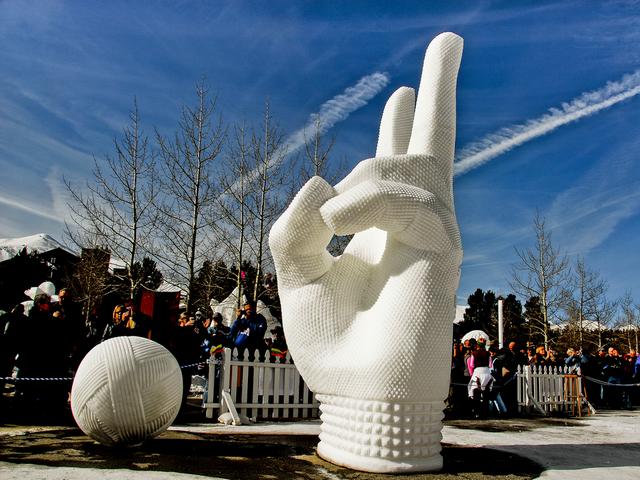 Milite Est Vita Snow Sculpture at Budweiser Competition in Breckenridge Colorado - 'Milite Est Vita' (Every Day is a Fight), a snow sculpture of a hand in glove with V sign, which symbolizes the fragility and the temporary nature of the victory. The sculpture was created by Team Lithuania, carved in 20-ton block of snow and took first place at the annual Budweiser International Snow Sculpture Competition in Breckenridge, Colorado (2010). - , Milite, Est, Vita, snow, sculpture, sculptures, Budweiser, competition, competitions, Breckenridge, Colorado, show, shows, places, place, nature, natures, travel, travels, trip, trips, tour, tours, every, day, days, fight, fights, hand, hands, glove, gloves, sign, signs, fragility, temporary, victory, victories, team, teams, Lithuania, ton, tons, block, blocks, annual, international, 2010 - 'Milite Est Vita' (Every Day is a Fight), a snow sculpture of a hand in glove with V sign, which symbolizes the fragility and the temporary nature of the victory. The sculpture was created by Team Lithuania, carved in 20-ton block of snow and took first place at the annual Budweiser International Snow Sculpture Competition in Breckenridge, Colorado (2010). Подреждайте безплатни онлайн Milite Est Vita Snow Sculpture at Budweiser Competition in Breckenridge Colorado пъзел игри или изпратете Milite Est Vita Snow Sculpture at Budweiser Competition in Breckenridge Colorado пъзел игра поздравителна картичка  от puzzles-games.eu.. Milite Est Vita Snow Sculpture at Budweiser Competition in Breckenridge Colorado пъзел, пъзели, пъзели игри, puzzles-games.eu, пъзел игри, online пъзел игри, free пъзел игри, free online пъзел игри, Milite Est Vita Snow Sculpture at Budweiser Competition in Breckenridge Colorado free пъзел игра, Milite Est Vita Snow Sculpture at Budweiser Competition in Breckenridge Colorado online пъзел игра, jigsaw puzzles, Milite Est Vita Snow Sculpture at Budweiser Competition in Breckenridge Colorado jigsaw puzzle, jigsaw puzzle games, jigsaw puzzles games, Milite Est Vita Snow Sculpture at Budweiser Competition in Breckenridge Colorado пъзел игра картичка, пъзели игри картички, Milite Est Vita Snow Sculpture at Budweiser Competition in Breckenridge Colorado пъзел игра поздравителна картичка