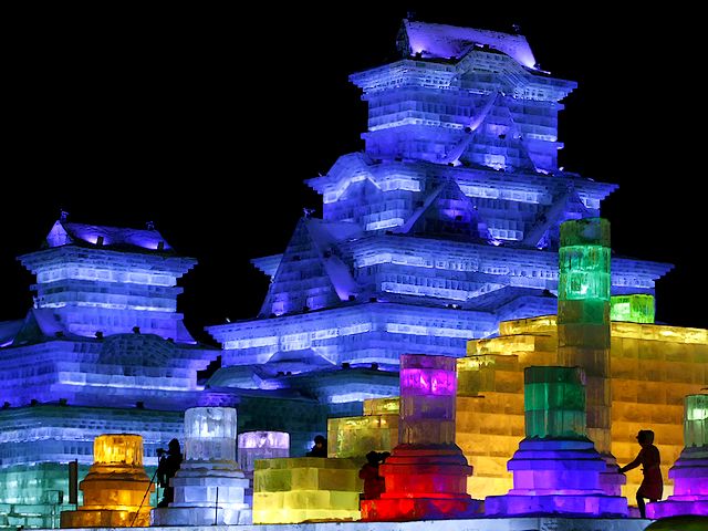 Pagodas at Ice and Snow Festival in Habrin Heilongjiang China - Illuminated replicas of towering pagodas, carved from ice blocks from the nearby Songhua River, during the 13th International Ice and Snow Festival, in Harbin, the capital of Heilongjiang province, China (January, 2012). - , pagodas, pagoda, ice, snow, festival, festivals, Harbin, Heilongjiang, China, show, shows, places, place, nature, natures, travel, travels, trip, trips, tour, tours, illuminated, replicas, replica, blocks, block, nearby, Songhua, river, rivers, international, capital, capitals, province, provinces, January, 2012 - Illuminated replicas of towering pagodas, carved from ice blocks from the nearby Songhua River, during the 13th International Ice and Snow Festival, in Harbin, the capital of Heilongjiang province, China (January, 2012). Решайте бесплатные онлайн Pagodas at Ice and Snow Festival in Habrin Heilongjiang China пазлы игры или отправьте Pagodas at Ice and Snow Festival in Habrin Heilongjiang China пазл игру приветственную открытку  из puzzles-games.eu.. Pagodas at Ice and Snow Festival in Habrin Heilongjiang China пазл, пазлы, пазлы игры, puzzles-games.eu, пазл игры, онлайн пазл игры, игры пазлы бесплатно, бесплатно онлайн пазл игры, Pagodas at Ice and Snow Festival in Habrin Heilongjiang China бесплатно пазл игра, Pagodas at Ice and Snow Festival in Habrin Heilongjiang China онлайн пазл игра , jigsaw puzzles, Pagodas at Ice and Snow Festival in Habrin Heilongjiang China jigsaw puzzle, jigsaw puzzle games, jigsaw puzzles games, Pagodas at Ice and Snow Festival in Habrin Heilongjiang China пазл игра открытка, пазлы игры открытки, Pagodas at Ice and Snow Festival in Habrin Heilongjiang China пазл игра приветственная открытка