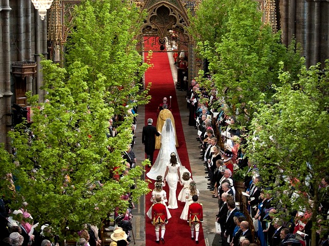 Royal Wedding England Procession with Bride at Westminster Abbey London - General view of the procession with bride, along the avenue towards the entrance of Westminster Abbey in London, England, at the start of the ceremony of the royal wedding of Prince William to Catherine Middleton, on April 29, 2011. - , Royal, wedding, weddings, England, procession, processions, bride, brides, Westminster, abbey, abbeys, London, show, shows, ceremony, ceremonies, event, events, entertainment, entertainments, place, places, travel, travels, tour, tours, avenue, avenues, entrance, entrances, start, prince, princes, William, Catherine, Middleton, April, 2011 - General view of the procession with bride, along the avenue towards the entrance of Westminster Abbey in London, England, at the start of the ceremony of the royal wedding of Prince William to Catherine Middleton, on April 29, 2011. Решайте бесплатные онлайн Royal Wedding England Procession with Bride at Westminster Abbey London пазлы игры или отправьте Royal Wedding England Procession with Bride at Westminster Abbey London пазл игру приветственную открытку  из puzzles-games.eu.. Royal Wedding England Procession with Bride at Westminster Abbey London пазл, пазлы, пазлы игры, puzzles-games.eu, пазл игры, онлайн пазл игры, игры пазлы бесплатно, бесплатно онлайн пазл игры, Royal Wedding England Procession with Bride at Westminster Abbey London бесплатно пазл игра, Royal Wedding England Procession with Bride at Westminster Abbey London онлайн пазл игра , jigsaw puzzles, Royal Wedding England Procession with Bride at Westminster Abbey London jigsaw puzzle, jigsaw puzzle games, jigsaw puzzles games, Royal Wedding England Procession with Bride at Westminster Abbey London пазл игра открытка, пазлы игры открытки, Royal Wedding England Procession with Bride at Westminster Abbey London пазл игра приветственная открытка