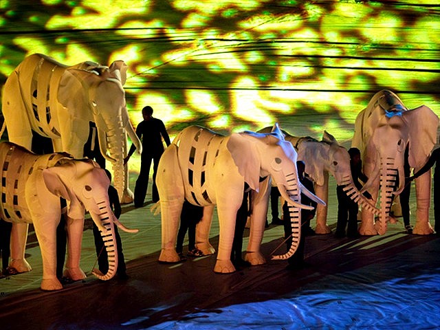 World Cup 2010 Closing Ceremony Elephant Puppets - Elephant puppets at the Soccer City stadium during the FIFA World Cup 2010 Closing Ceremony in Johannesburg, South Africa (July 11, 2010). - , World, Cup, 2010, Closing, Ceremony, ceremonies, elephant, elephants, puppets, puppet, show, shows, performance, performances, celebration, celebrations, sport, sports, tournament, tournaments, Soccer, City, stadium, stadiums, FIFA, Johannesburg, South, Africa - Elephant puppets at the Soccer City stadium during the FIFA World Cup 2010 Closing Ceremony in Johannesburg, South Africa (July 11, 2010). Lösen Sie kostenlose World Cup 2010 Closing Ceremony Elephant Puppets Online Puzzle Spiele oder senden Sie World Cup 2010 Closing Ceremony Elephant Puppets Puzzle Spiel Gruß ecards  from puzzles-games.eu.. World Cup 2010 Closing Ceremony Elephant Puppets puzzle, Rätsel, puzzles, Puzzle Spiele, puzzles-games.eu, puzzle games, Online Puzzle Spiele, kostenlose Puzzle Spiele, kostenlose Online Puzzle Spiele, World Cup 2010 Closing Ceremony Elephant Puppets kostenlose Puzzle Spiel, World Cup 2010 Closing Ceremony Elephant Puppets Online Puzzle Spiel, jigsaw puzzles, World Cup 2010 Closing Ceremony Elephant Puppets jigsaw puzzle, jigsaw puzzle games, jigsaw puzzles games, World Cup 2010 Closing Ceremony Elephant Puppets Puzzle Spiel ecard, Puzzles Spiele ecards, World Cup 2010 Closing Ceremony Elephant Puppets Puzzle Spiel Gruß ecards