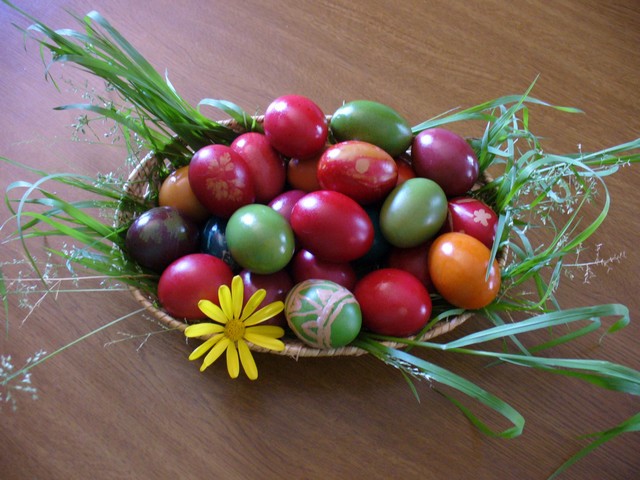Easter Eggs - Easter Eggs as a family table decoration with best wishes. - , Easter, Eggs, holidays, holiday, celebration, fest - Easter Eggs as a family table decoration with best wishes. Solve free online Easter Eggs puzzle games or send Easter Eggs puzzle game greeting ecards  from puzzles-games.eu.. Easter Eggs puzzle, puzzles, puzzles games, puzzles-games.eu, puzzle games, online puzzle games, free puzzle games, free online puzzle games, Easter Eggs free puzzle game, Easter Eggs online puzzle game, jigsaw puzzles, Easter Eggs jigsaw puzzle, jigsaw puzzle games, jigsaw puzzles games, Easter Eggs puzzle game ecard, puzzles games ecards, Easter Eggs puzzle game greeting ecard