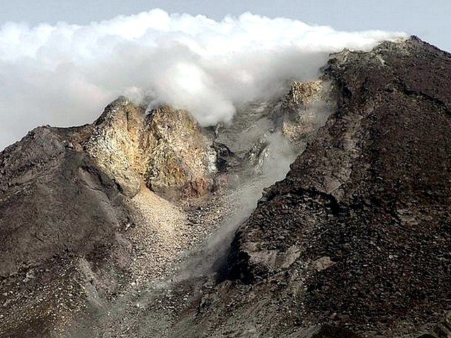 Volcano Indonesia Mount Merapi a Close-up - A close-up of the smoke billowing from the volcano on Mount Merapi, Central Java, Indonesia, which has erupted on October 25, 2010. - , volcano, volcanoes, Indonesia, Mount, Merapi, close-up, smoke, billowing, Central, Java, October, 2010 - A close-up of the smoke billowing from the volcano on Mount Merapi, Central Java, Indonesia, which has erupted on October 25, 2010. Solve free online Volcano Indonesia Mount Merapi a Close-up puzzle games or send Volcano Indonesia Mount Merapi a Close-up puzzle game greeting ecards  from puzzles-games.eu.. Volcano Indonesia Mount Merapi a Close-up puzzle, puzzles, puzzles games, puzzles-games.eu, puzzle games, online puzzle games, free puzzle games, free online puzzle games, Volcano Indonesia Mount Merapi a Close-up free puzzle game, Volcano Indonesia Mount Merapi a Close-up online puzzle game, jigsaw puzzles, Volcano Indonesia Mount Merapi a Close-up jigsaw puzzle, jigsaw puzzle games, jigsaw puzzles games, Volcano Indonesia Mount Merapi a Close-up puzzle game ecard, puzzles games ecards, Volcano Indonesia Mount Merapi a Close-up puzzle game greeting ecard
