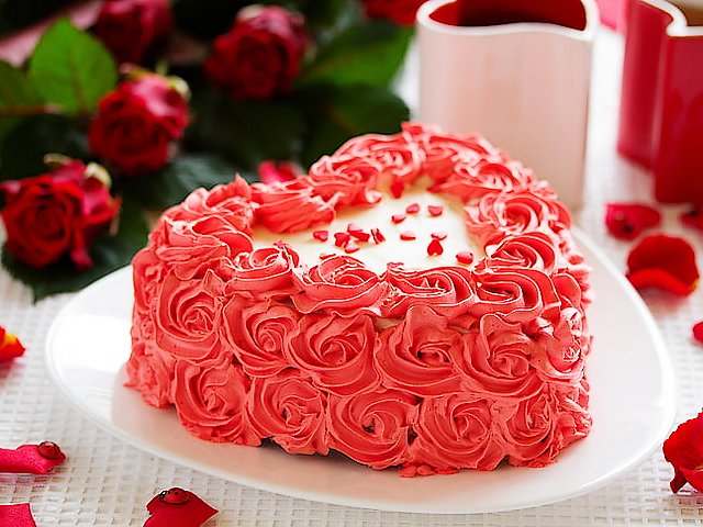 Romantic Rose Cake puzzle game 