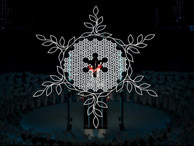 2022 Winter Olympics Giant Snowflake - A giant snowflake with the torchbearers behind it, which was hoisted high above the  Beijing National Stadium during the opening of the 2022 Winter Olympics. - , 2022, winter, Olympics, giant, snowflake, snowflake, show, shows, sport, sports, torchbearers, torchbearer, Beijing, National, stadium, stadiums - A giant snowflake with the torchbearers behind it, which was hoisted high above the  Beijing National Stadium during the opening of the 2022 Winter Olympics. Решайте бесплатные онлайн 2022 Winter Olympics Giant Snowflake пазлы игры или отправьте 2022 Winter Olympics Giant Snowflake пазл игру приветственную открытку  из puzzles-games.eu.. 2022 Winter Olympics Giant Snowflake пазл, пазлы, пазлы игры, puzzles-games.eu, пазл игры, онлайн пазл игры, игры пазлы бесплатно, бесплатно онлайн пазл игры, 2022 Winter Olympics Giant Snowflake бесплатно пазл игра, 2022 Winter Olympics Giant Snowflake онлайн пазл игра , jigsaw puzzles, 2022 Winter Olympics Giant Snowflake jigsaw puzzle, jigsaw puzzle games, jigsaw puzzles games, 2022 Winter Olympics Giant Snowflake пазл игра открытка, пазлы игры открытки, 2022 Winter Olympics Giant Snowflake пазл игра приветственная открытка