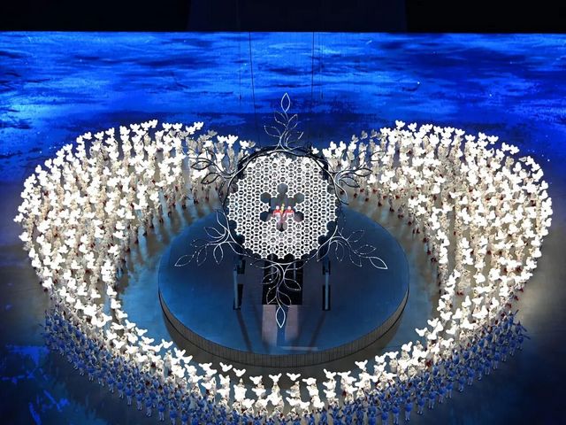 Beijing 2022 Olympics Performers with Doves - Performers, using hundreds inflatable doves, as a symbol of the Olympics, surround a giant snowflake's sculpture with the Olympic torch at its center, hold by Chinese athletes during the opening ceremony of the Winter Olympic Games, at the National Stadium, known as the Bird’s Nest, in Beijing, capital of China, on February 4, 2022. - , Beijing, 2022, Olympics, performers, performer, doves, dove, show, shows, inflatable, symbol, symbols, snowflake, snowflakes, sculpture, sculptures, Olympic, torch, torches, Chinese, athletes, athlete, ceremony, winter, games, game, national, stadium, bird, nest, capital, of, China, February - Performers, using hundreds inflatable doves, as a symbol of the Olympics, surround a giant snowflake's sculpture with the Olympic torch at its center, hold by Chinese athletes during the opening ceremony of the Winter Olympic Games, at the National Stadium, known as the Bird’s Nest, in Beijing, capital of China, on February 4, 2022. Solve free online Beijing 2022 Olympics Performers with Doves puzzle games or send Beijing 2022 Olympics Performers with Doves puzzle game greeting ecards  from puzzles-games.eu.. Beijing 2022 Olympics Performers with Doves puzzle, puzzles, puzzles games, puzzles-games.eu, puzzle games, online puzzle games, free puzzle games, free online puzzle games, Beijing 2022 Olympics Performers with Doves free puzzle game, Beijing 2022 Olympics Performers with Doves online puzzle game, jigsaw puzzles, Beijing 2022 Olympics Performers with Doves jigsaw puzzle, jigsaw puzzle games, jigsaw puzzles games, Beijing 2022 Olympics Performers with Doves puzzle game ecard, puzzles games ecards, Beijing 2022 Olympics Performers with Doves puzzle game greeting ecard
