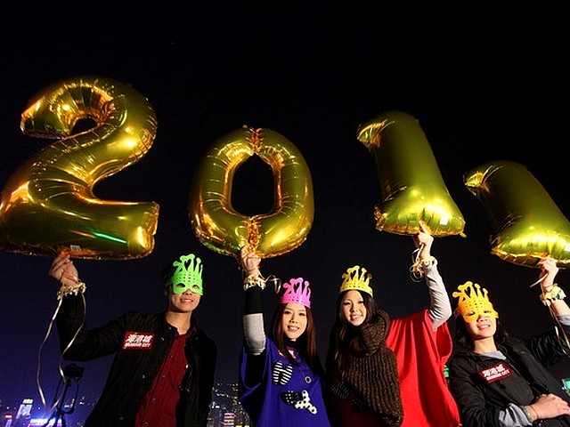 Revelers hold Inflatable Figures for 2011 in Hong Kong - Revelers hold inflatable figures for welcoming the New Year 2011, during the celebrations on January 1 in Hong Kong, People's Republic of China. - , revelers, reveler, inflatable, figures, figure, 2011, Hong, Kong, show, shows, holidays, holiday, festival, festivals, celebrations, celebration, travel, travels, tour, tours, entertainment, entertainments, New, Year, years, People, peoples, Republic, republics, China, January - Revelers hold inflatable figures for welcoming the New Year 2011, during the celebrations on January 1 in Hong Kong, People's Republic of China. Решайте бесплатные онлайн Revelers hold Inflatable Figures for 2011 in Hong Kong пазлы игры или отправьте Revelers hold Inflatable Figures for 2011 in Hong Kong пазл игру приветственную открытку  из puzzles-games.eu.. Revelers hold Inflatable Figures for 2011 in Hong Kong пазл, пазлы, пазлы игры, puzzles-games.eu, пазл игры, онлайн пазл игры, игры пазлы бесплатно, бесплатно онлайн пазл игры, Revelers hold Inflatable Figures for 2011 in Hong Kong бесплатно пазл игра, Revelers hold Inflatable Figures for 2011 in Hong Kong онлайн пазл игра , jigsaw puzzles, Revelers hold Inflatable Figures for 2011 in Hong Kong jigsaw puzzle, jigsaw puzzle games, jigsaw puzzles games, Revelers hold Inflatable Figures for 2011 in Hong Kong пазл игра открытка, пазлы игры открытки, Revelers hold Inflatable Figures for 2011 in Hong Kong пазл игра приветственная открытка