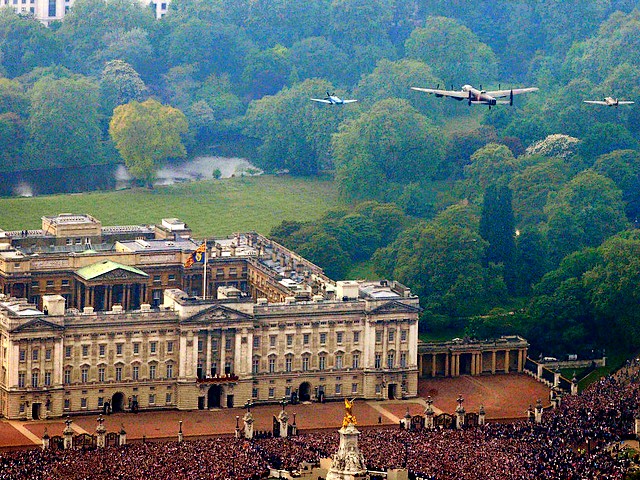 Royal Wedding England Spitfire, Hurricane and Lancaster fly over Buckingham Palace London - Three aircrafts from the Second World War, a Spitfire, Hurricane and Lancaster bomber from the Royal Air Force of the Battle of Britain Memorial Flight, fly over Buckingham Palace, when Prince William and Catherine, Duchess of Cambridge, emerge on the balcony, after the ceremony of their wedding, on April 29, 2011 in London, England. - , Royal, wedding, weddings, England, Spitfire, Hurricane, and, Lancaster, Buckingham, palace, palaces, London, show, shows, ceremony, ceremonies, event, events, entertainment, entertainments, place, places, travel, travels, tour, tours, aircrafts, aircraft, Second, World, War, wars, bomber, bombers, Air, Force, forces, battle, battles, Britain, memorial, flight, flights, prince, princes, William, Catherine, duchess, duchesses, Cambridge, balcony, balconies, April, 2011 - Three aircrafts from the Second World War, a Spitfire, Hurricane and Lancaster bomber from the Royal Air Force of the Battle of Britain Memorial Flight, fly over Buckingham Palace, when Prince William and Catherine, Duchess of Cambridge, emerge on the balcony, after the ceremony of their wedding, on April 29, 2011 in London, England. Решайте бесплатные онлайн Royal Wedding England Spitfire, Hurricane and Lancaster fly over Buckingham Palace London пазлы игры или отправьте Royal Wedding England Spitfire, Hurricane and Lancaster fly over Buckingham Palace London пазл игру приветственную открытку  из puzzles-games.eu.. Royal Wedding England Spitfire, Hurricane and Lancaster fly over Buckingham Palace London пазл, пазлы, пазлы игры, puzzles-games.eu, пазл игры, онлайн пазл игры, игры пазлы бесплатно, бесплатно онлайн пазл игры, Royal Wedding England Spitfire, Hurricane and Lancaster fly over Buckingham Palace London бесплатно пазл игра, Royal Wedding England Spitfire, Hurricane and Lancaster fly over Buckingham Palace London онлайн пазл игра , jigsaw puzzles, Royal Wedding England Spitfire, Hurricane and Lancaster fly over Buckingham Palace London jigsaw puzzle, jigsaw puzzle games, jigsaw puzzles games, Royal Wedding England Spitfire, Hurricane and Lancaster fly over Buckingham Palace London пазл игра открытка, пазлы игры открытки, Royal Wedding England Spitfire, Hurricane and Lancaster fly over Buckingham Palace London пазл игра приветственная открытка