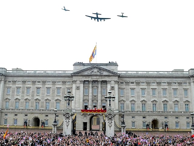 Royal Wedding England Spitfire, Hurricane and Lancaster pass over Buckingham Palace London - Three aircrafts from the Second World War, a Spitfire, a Hurricane and Lancaster bomber from the Royal Air Force of the Battle of Britain Memorial Flight, pass over Buckingham Palace  at 1,000 feet,  which are followed by two Tornado GR4 and two Typhoon FGR4s fast jets, after the ceremony of royal wedding of Prince William and Catherine, Duchess of Cambridge, on April 29, 2011 in London, England. - , Royal, wedding, weddings, England, Spitfire, Hurricane, Lancaster, Buckingham, palace, palaces, London, show, shows, ceremony, ceremonies, event, events, entertainment, entertainments, place, places, travel, travels, tour, tours, aircrafts, aircraft, Second, World, War, wars, bomber, bombers, Air, Force, forces, battle, battles, Britain, memorial, flight, flights, feet, feets, Tornado, fast, Typhoon, jets, jet, prince, princes, William, Catherine, duchess, duchesses, Cambridge, April, 2011 - Three aircrafts from the Second World War, a Spitfire, a Hurricane and Lancaster bomber from the Royal Air Force of the Battle of Britain Memorial Flight, pass over Buckingham Palace  at 1,000 feet,  which are followed by two Tornado GR4 and two Typhoon FGR4s fast jets, after the ceremony of royal wedding of Prince William and Catherine, Duchess of Cambridge, on April 29, 2011 in London, England. Solve free online Royal Wedding England Spitfire, Hurricane and Lancaster pass over Buckingham Palace London puzzle games or send Royal Wedding England Spitfire, Hurricane and Lancaster pass over Buckingham Palace London puzzle game greeting ecards  from puzzles-games.eu.. Royal Wedding England Spitfire, Hurricane and Lancaster pass over Buckingham Palace London puzzle, puzzles, puzzles games, puzzles-games.eu, puzzle games, online puzzle games, free puzzle games, free online puzzle games, Royal Wedding England Spitfire, Hurricane and Lancaster pass over Buckingham Palace London free puzzle game, Royal Wedding England Spitfire, Hurricane and Lancaster pass over Buckingham Palace London online puzzle game, jigsaw puzzles, Royal Wedding England Spitfire, Hurricane and Lancaster pass over Buckingham Palace London jigsaw puzzle, jigsaw puzzle games, jigsaw puzzles games, Royal Wedding England Spitfire, Hurricane and Lancaster pass over Buckingham Palace London puzzle game ecard, puzzles games ecards, Royal Wedding England Spitfire, Hurricane and Lancaster pass over Buckingham Palace London puzzle game greeting ecard