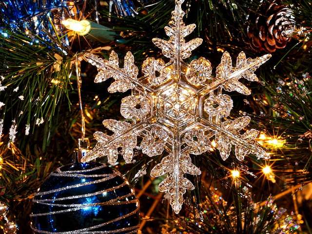 Glitter Christmas Snowflake - Close-up of beautiful toy for Christmas tree decoration in shape of glitter snowflake. - , glitter, Christmas, snowflake, snowflakes, holiday, holidays, beautiful, toy, toys, tree, trees, decoration, decorations, shape, shapes - Close-up of beautiful toy for Christmas tree decoration in shape of glitter snowflake. Solve free online Glitter Christmas Snowflake puzzle games or send Glitter Christmas Snowflake puzzle game greeting ecards  from puzzles-games.eu.. Glitter Christmas Snowflake puzzle, puzzles, puzzles games, puzzles-games.eu, puzzle games, online puzzle games, free puzzle games, free online puzzle games, Glitter Christmas Snowflake free puzzle game, Glitter Christmas Snowflake online puzzle game, jigsaw puzzles, Glitter Christmas Snowflake jigsaw puzzle, jigsaw puzzle games, jigsaw puzzles games, Glitter Christmas Snowflake puzzle game ecard, puzzles games ecards, Glitter Christmas Snowflake puzzle game greeting ecard