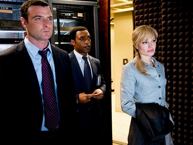 Salt Liev Schreiber, Chiwetel Ejiofor and Angelina Jolie Still - A still from the CIA thriller 'Salt', a movie about an American spy accused as a double agent, with Liev Schreiber, Chiwetel Ejiofor and Angelina Jolie. - , Salt, Liev, Schreiber, Chiwetel, Ejiofor, Angelina, Jolie, still, stills, movie, movies, film, films, picture, pictures, action-thriller, action-thrillers, thriller, thrillers, adventure, adventures, actress, actresses, actor, actors, CIA, American, spy, spies, double, agent, agents - A still from the CIA thriller 'Salt', a movie about an American spy accused as a double agent, with Liev Schreiber, Chiwetel Ejiofor and Angelina Jolie. Подреждайте безплатни онлайн Salt Liev Schreiber, Chiwetel Ejiofor and Angelina Jolie Still пъзел игри или изпратете Salt Liev Schreiber, Chiwetel Ejiofor and Angelina Jolie Still пъзел игра поздравителна картичка  от puzzles-games.eu.. Salt Liev Schreiber, Chiwetel Ejiofor and Angelina Jolie Still пъзел, пъзели, пъзели игри, puzzles-games.eu, пъзел игри, online пъзел игри, free пъзел игри, free online пъзел игри, Salt Liev Schreiber, Chiwetel Ejiofor and Angelina Jolie Still free пъзел игра, Salt Liev Schreiber, Chiwetel Ejiofor and Angelina Jolie Still online пъзел игра, jigsaw puzzles, Salt Liev Schreiber, Chiwetel Ejiofor and Angelina Jolie Still jigsaw puzzle, jigsaw puzzle games, jigsaw puzzles games, Salt Liev Schreiber, Chiwetel Ejiofor and Angelina Jolie Still пъзел игра картичка, пъзели игри картички, Salt Liev Schreiber, Chiwetel Ejiofor and Angelina Jolie Still пъзел игра поздравителна картичка