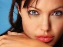Angelina Jolie stars in Salt